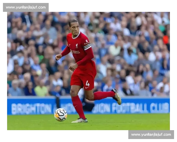 VAR 锁定 12 厘米白线!英超官方释疑范戴克改判:禁区线就是禁区 VAR 锁定 12 厘米白线!英超官方释疑范戴克改判:禁区线就是禁区